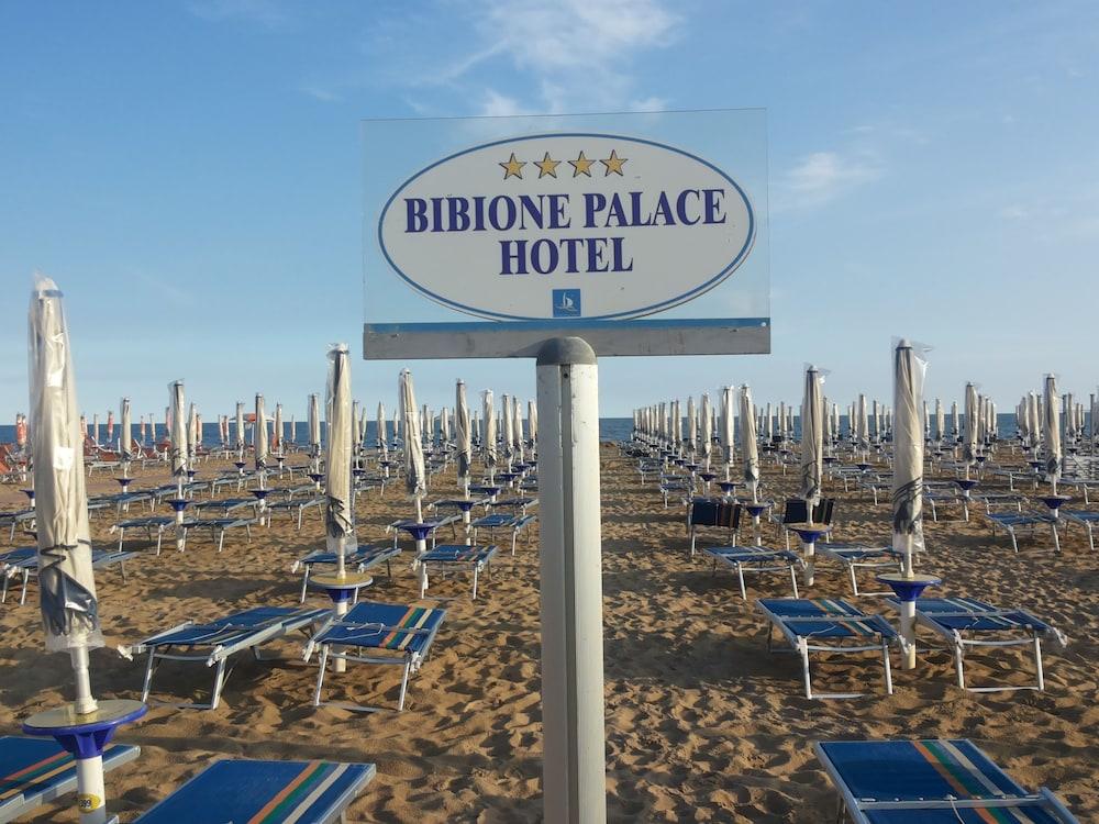 Bibione Palace Hotel Bagian luar foto
